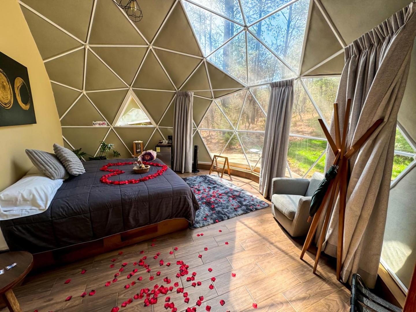Luahara Glamping Tapalpa - Domo Natural Experience Buitenkant foto